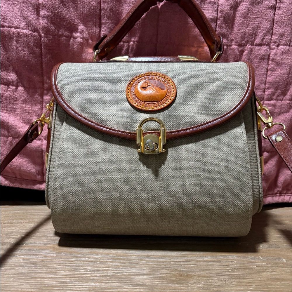 Vintage Dooney & Bourke Square Carrier handbag